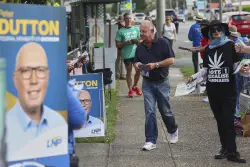 Early vote count favors Australia's government being reelected for a second term