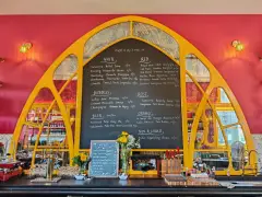 Paging Francophiles and oenophiles: La Loulou wine bar opens in Oakland